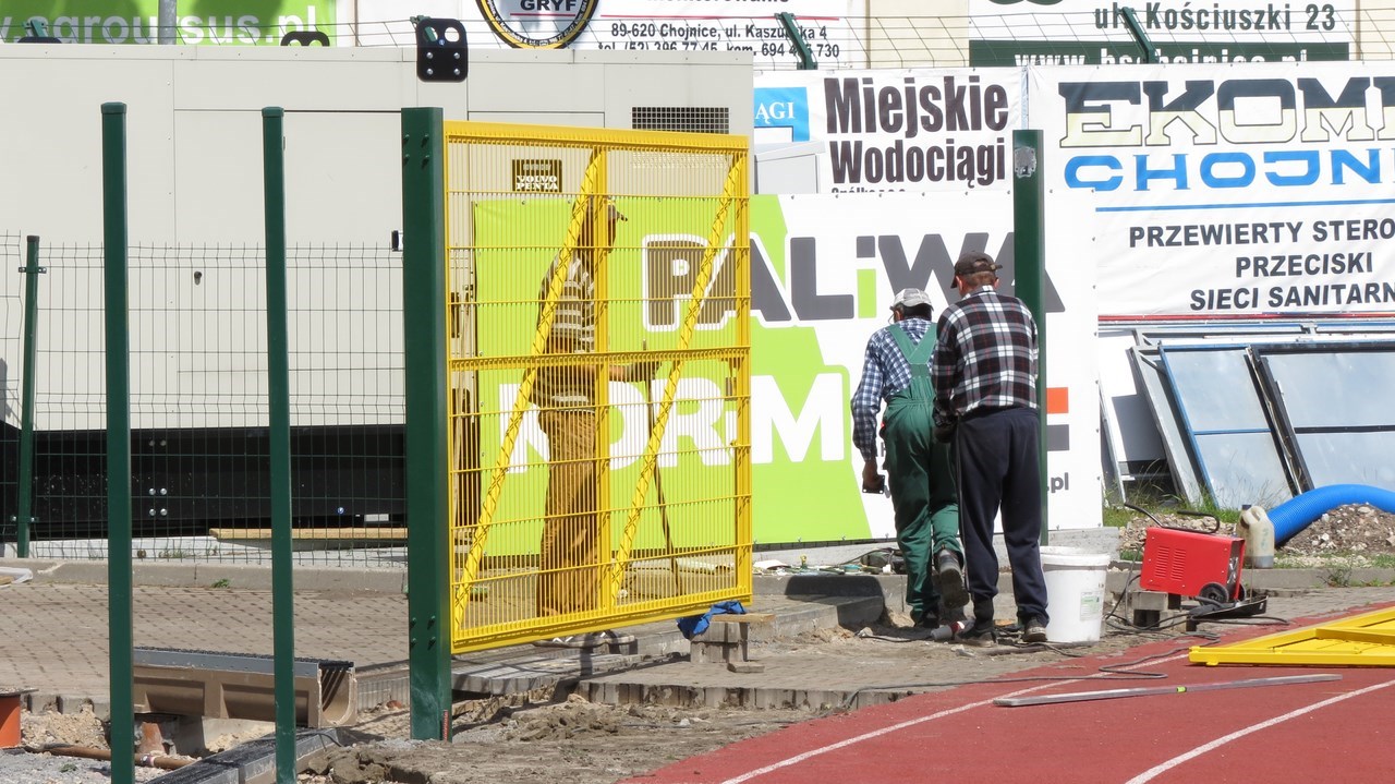 Przebudowany parking na stadionie przy ul. Mickiewicza